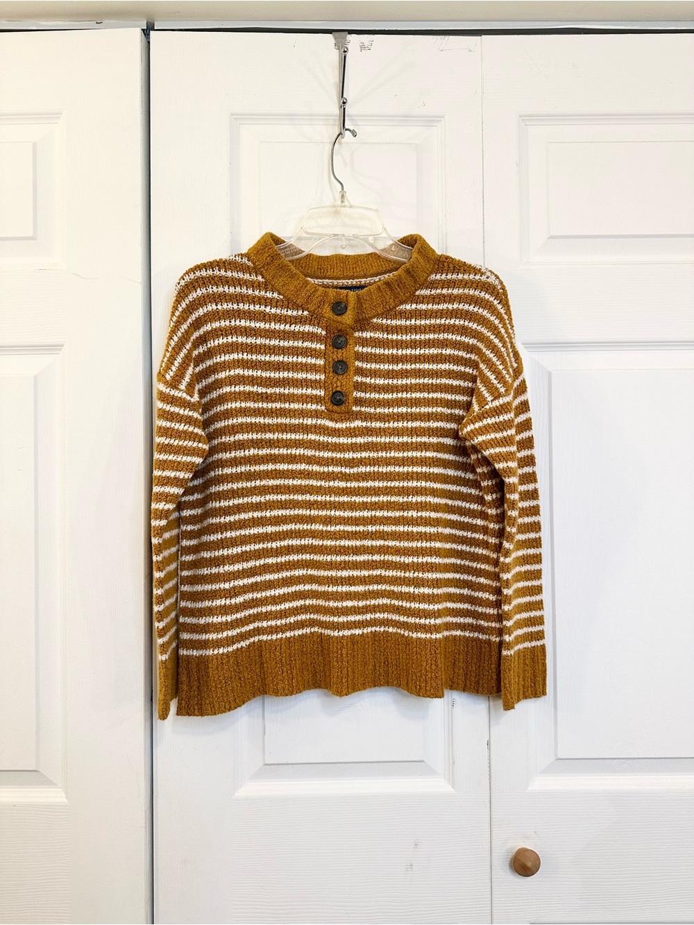 American Eagle Striped Mustard Yellow and White Henley Knit Sweater